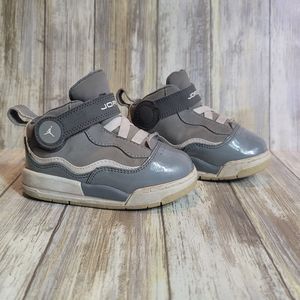 Toddler Jordans size 5